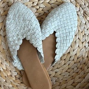 Urban Outfitters Slides